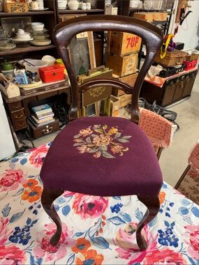 Embroidered Floral Needlepoint Accent Chair Seat - Plum ANTIQUE VICTORIAN AREA